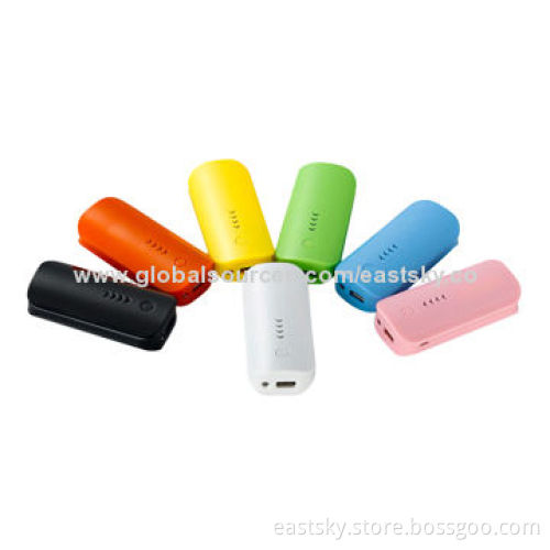 4400mAh universal power bank, provides power for iPhone, iPod, digital camera and moreNew